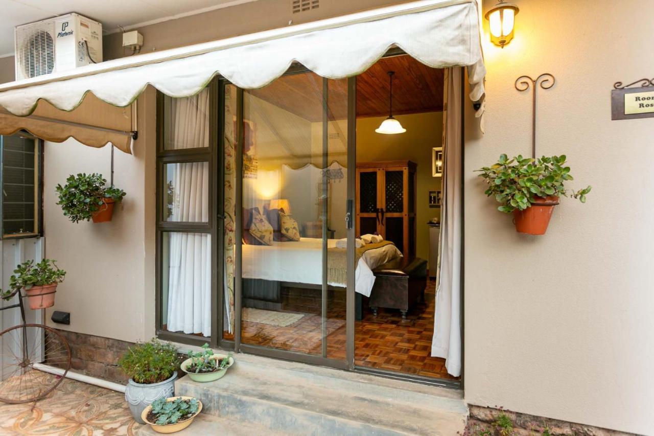 Die Fonteine pensión Oudtshoorn Exterior foto
