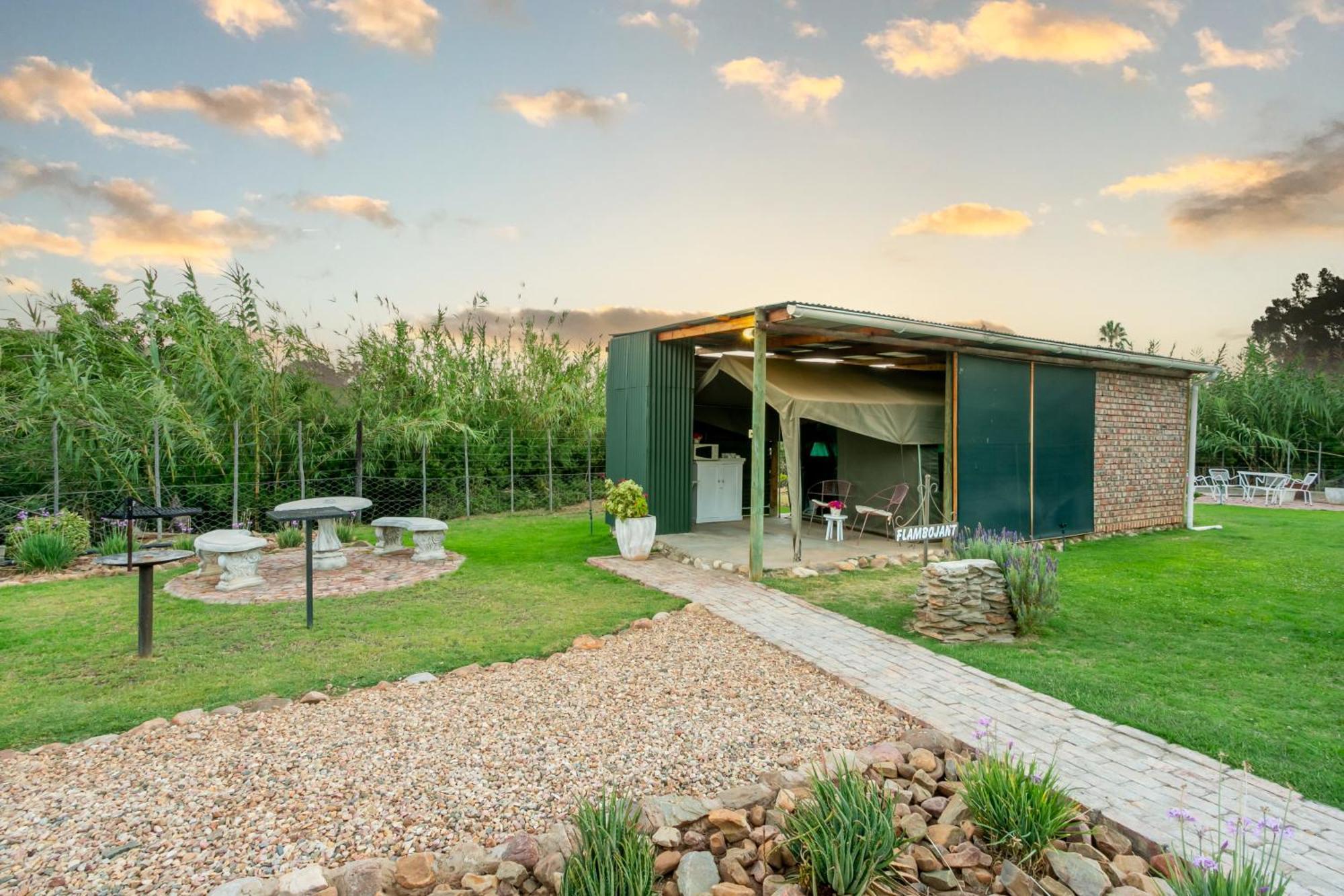 Die Fonteine pensión Oudtshoorn Exterior foto